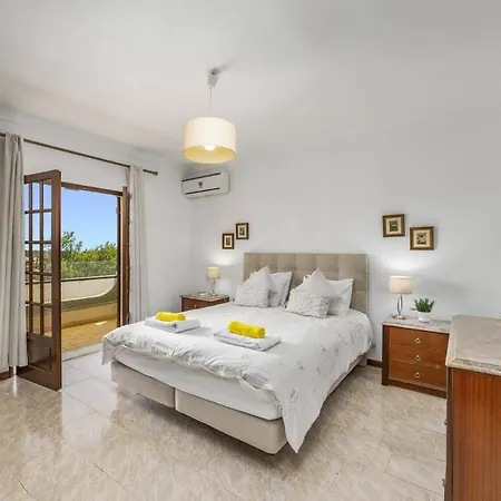Campos By Guia (Faro)